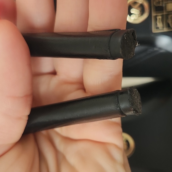 Michael Kors Leona Black Leather Bootie US size 8M used in great condition - Picture 12 of 17